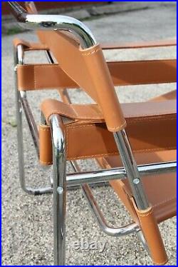 2 Beautiful Chairs Cognac Wassily B3 chairs by Marcel Breuer, Rare