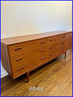 Aksel Kjersgaard Mid Century Modern Teak Credenza / Sideboard Rare Danish Piece