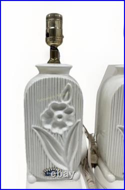 Antique MCM VTG Kingsbridge Daffodil Sculpted White TableLamps Cottage Core Rare