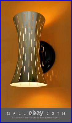 Authentic! Vtg Orig. 1950's MCM Wall Sconce! Rare Deco Design Atomic MID Century