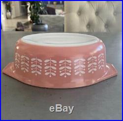 Extremely Rare HTF Pyrex Pink Stems Casserole Dish with Lid 043 MINT