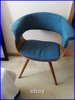 Gorgeous Rare Find Mid Century Modern Style Wood & Fabric Side/Accent Chair