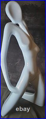 Jaru Pottery MCM 1986 RARE BLUE WOMAN Sculpture Jaru Pottery Vtg. 17 Damage
