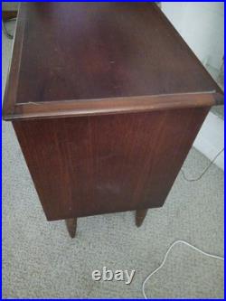 LOCAL PICKUP Rare mid century modern stereo speaker end table antique furniture