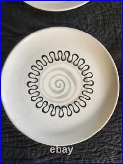 LOT 4 Rare Vintage METLOX POPPYTRAIL Aztec Atomic MCM Dinner Plates 10.25 CA