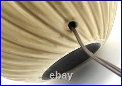 MID-CENTURY Pleated Ball Orb Ceramic Table Lamp Beige Tan RARE 10 Base