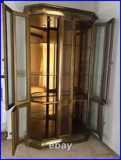 Mastercraft Mid-Century Pristine Condition Brass Vitrine Rare Design