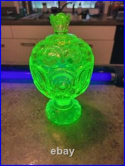 Mid Century Modern MCM Uranium Glass Moon & Stars Pedestal Cov Candy Dish RARE Mid Century Modern MCM Uranium Glass Moon & Stars Pedestal Cov Candy Dish RARE