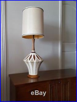 Mid Century Modern RARE Quartite Teak & CeramicTable Lamp