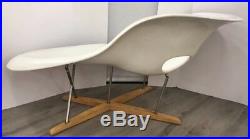 Mid Century Modern Rare Charles Eames La Chaise White Fiberglass Lounge Chair