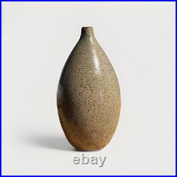 Mid-Century Modern Studio Art Pottery Bud Vase Speckled Glaze RARE FIND Mid-Century Modern Studio Art Pottery Bud Vase Speckled Glaze RARE FIND