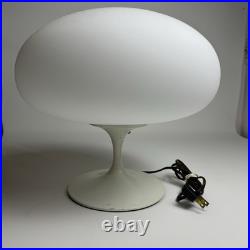 Mid-Century Vintage Rare Lamp with White Base Bill Curry LAUREL Lamp Co. Rare MCM