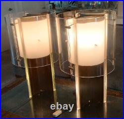 Pair Of Mid Century Modern Rare Unique Massimo Vignelli Style Lucite Table Lamps Pair Of Mid Century Modern Rare Unique Massimo Vignelli Style Lucite Table Lamps