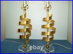 Pair Of Mid Century Rare Unique Luciano Frigerio Style Spiral Lucite Table Lamps