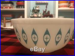 Pyrex Atomic Eyes Mid Century Hot Cold Chip Bowl Very Rare Turquoise Aqua #403