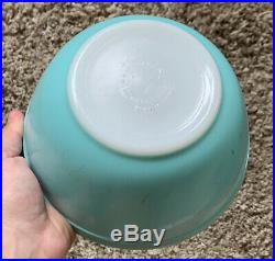 RARE 1950's Vintage Pyrex Turquoise Robins Egg Blue Mixing Bowl Set 401 402 403