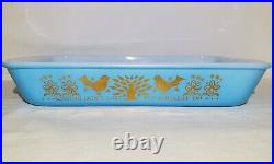RARE KISSING DON'T LAST BUT COOKERY DO Pan J-263 2.5Qt Pyrex Turquoise Gold Bird