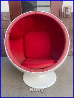 RARE Vintage 70s Mid Century Modern EERO AARNIO Ball Chair, Hollywood Estate