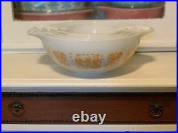RARE Vintage Pyrex Orange Amish Butterprint Cinderella Mixing Bowl Set of 4