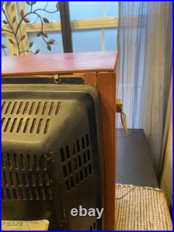 RARE Vintage RCA Victor CRT TV 15 Red Oriental Style Mid Century Modern