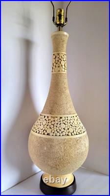 RARE XL 1964 Florence Art Mid Century Modern Genie Bottle Mosaic Ecru Lamp