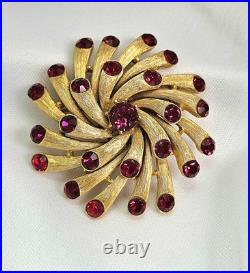 Rare Crown Trifari Brooch Red Rhinestone Jeweled Embers Mid Century Modern EUC