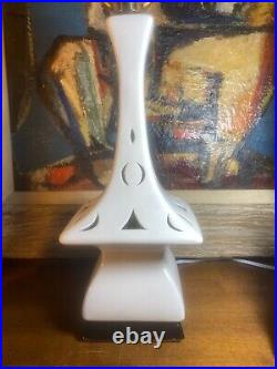 Rare Don Loper MID Century Modern White Ceramic Lamp