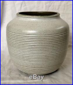 Rare Early Heath Ceramics Sea And Sand Combed Studio Vase C. 1948