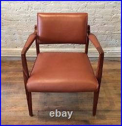 Rare Limited Edition Mid Century Modern Leather Armchair by Jens Risom