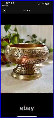 Rare Mid Century MCM Large Brass Footed Bowl, Centerpiece, Amazing Design! Bruta Rare Mid Century MCM Large Brass Footed Bowl, Centerpiece, Amazing Design! Bruta