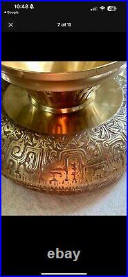 Rare Mid Century MCM Large Brass Footed Bowl, Centerpiece, Amazing Design! Bruta Rare Mid Century MCM Large Brass Footed Bowl, Centerpiece, Amazing Design! Bruta