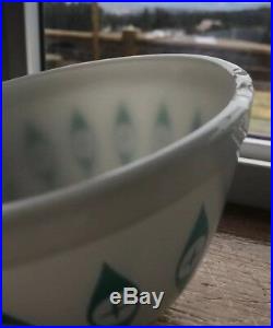 Rare PYREX ATOMIC EYES 1.5 Pint 5.75 Small Turquoise DIP BOWL 401 Chip
