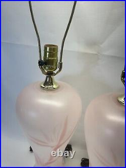 Rare Pair Of Vintage Mid Century Modern Regency Frosted Pink And Table Lamps