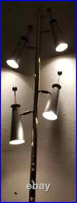 Rare Raymond Loewy Stiffel Mid Century Modern Atomic Futura Tension Pole Lamp