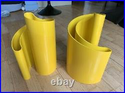 Rare Vintage Heller Giotto Stoppino Deda Yellow Plastic Vase MCM Pair/Set Of 2