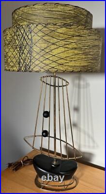 Rare Vintage MCM Abstract Lamp Fiberglass Shade Atomic Era Mid Century Lighting