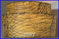 Rare Vintage MCM Abstract Lamp Fiberglass Shade Atomic Era Mid Century Lighting