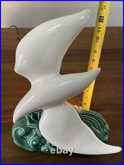 Rare Vintage Modern Mid-Century MCM Seagull Bird On Ocean Waves Ceramic TV Lamp