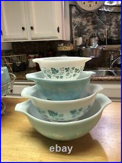 Rare Vintage Pyrex Gooseberry JAJ Duck egg blue Mixing Bowls