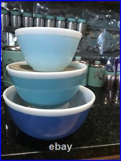 Rare Vintage Pyrex White Rim, (Blue AMERICANA) Mixing Bowl Set401/402/403
