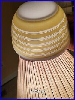 Rare Vintage Pyrex Yellow Rainbow Stripe Bowls Set of 3. EUC