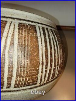 Rare Vintage Signed Wishon Harrell Mid Century Modern Stoneware Bowl Incised