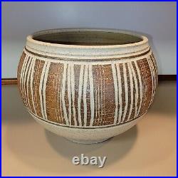 Rare Vintage Signed Wishon Harrell Mid Century Modern Stoneware Bowl Incised