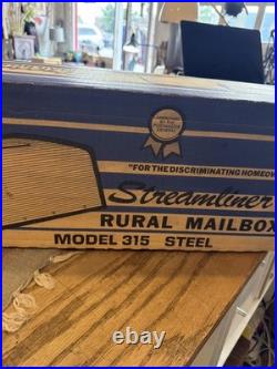 Rare vintage Mid-Century Modern Streamliner Model 315 Steel Rural Mailbox New