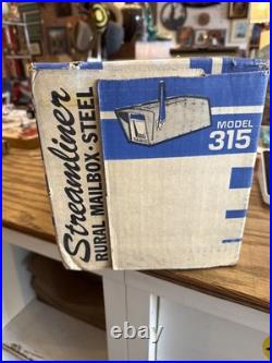 Rare vintage Mid-Century Modern Streamliner Model 315 Steel Rural Mailbox New