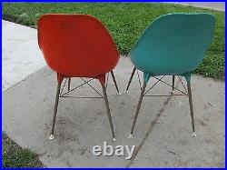 Sam Avedon Alladin 60s 2 Very Rare Vintage 1 Blue 1 Orange Plastic Molded Chair