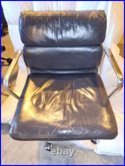 VINTAGE EAMES SOFT PAD Managerial RARE color BLUE GREY cool tone LEATHER chair