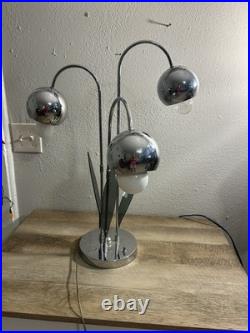 VINTAGE MID CENTURY SONNEMAN LUCITE & CHROME Table LAMP! PANTON 60s RARE MCM