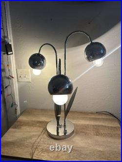 VINTAGE MID CENTURY SONNEMAN LUCITE & CHROME Table LAMP! PANTON 60s RARE MCM