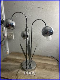 VINTAGE MID CENTURY SONNEMAN LUCITE & CHROME Table LAMP! PANTON 60s RARE MCM